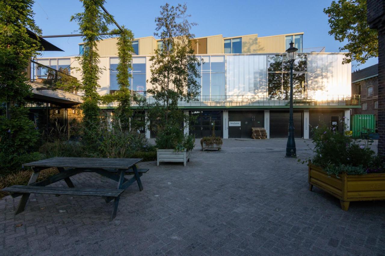 Limehome Eindhoven Gashouder Luaran gambar